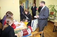 Поздравления. Выдача наград к празднику Победы