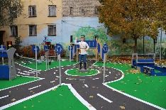 Правды, 3. Благоустройство